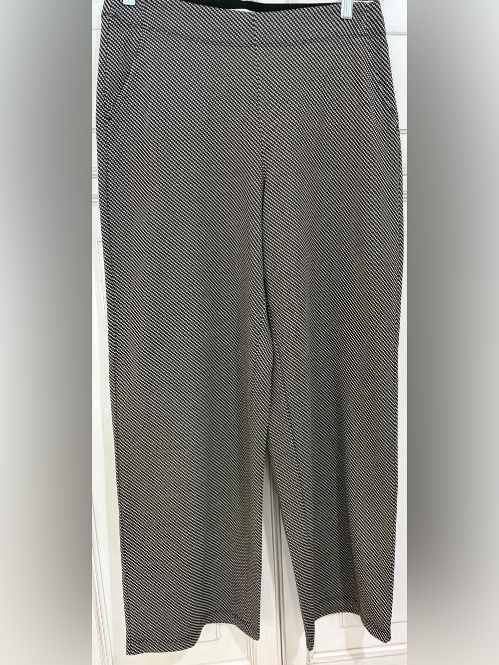 PRELOVED SZ L Max Studio Black and White Micro-Pattern Trousers